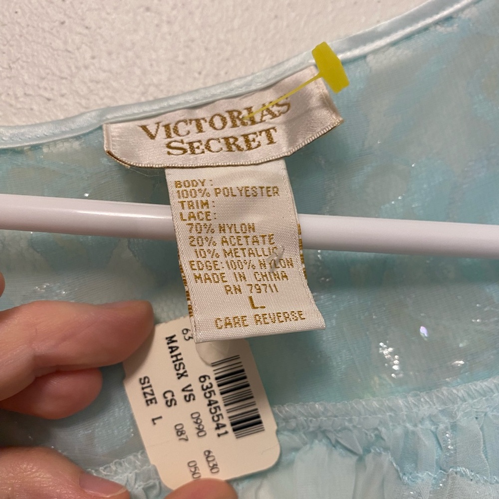 Victoria secret vintage with tags large aquamarine nightie gold tag beaded